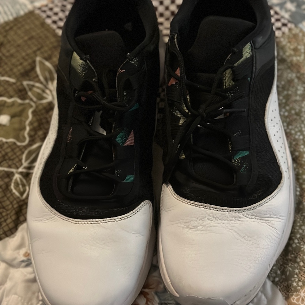Jordan 11 cfmt low Size 13